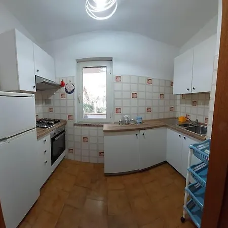 Pietramarina 5 Posti Apartman