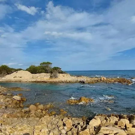 Pietramarina 5 Posti Apartman *